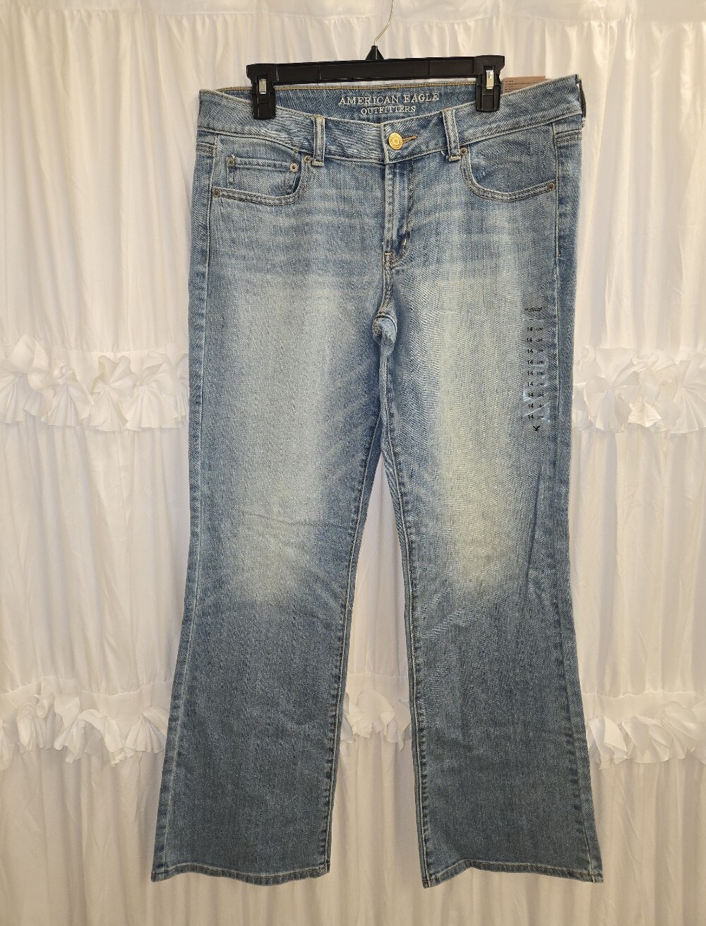 American Eagle Favorite Boyfriend Light Wash Low Rise Women's Bootcut Jeans 14 L